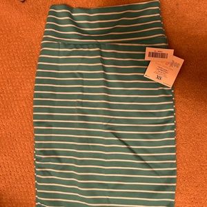 NWT - Lularoe Cassie Skirt